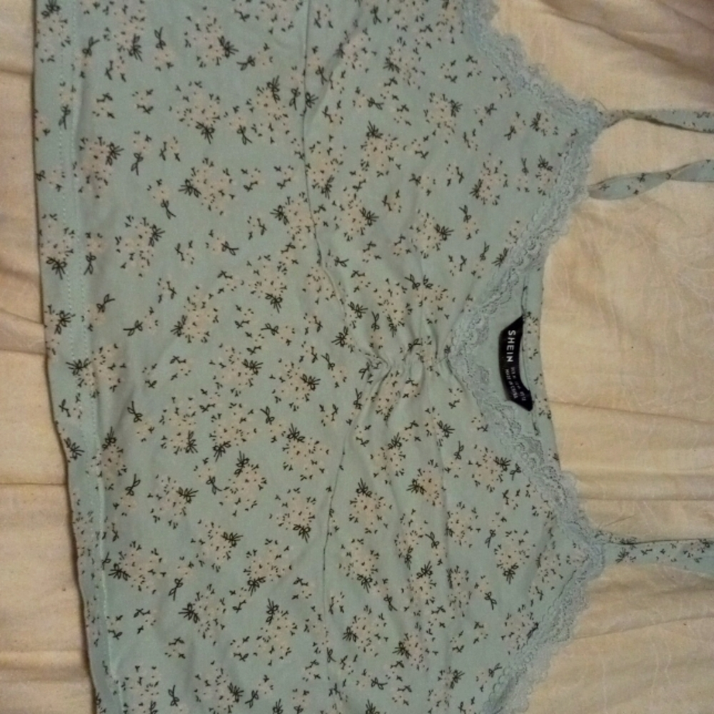 A cute crop top